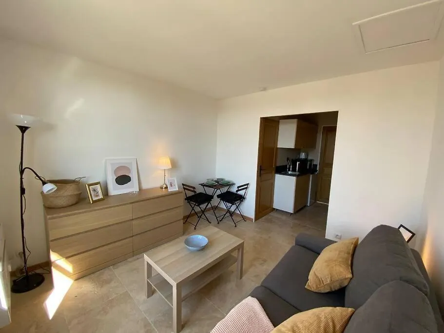 אביניון Marion - La Maison Racine 3 -Charmant Studio Au Coeur Du Cv 0*,